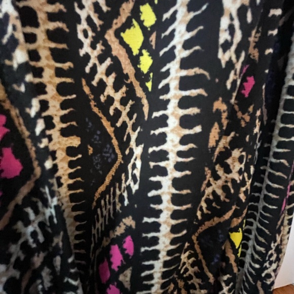 Romper - Picture 2 of 4